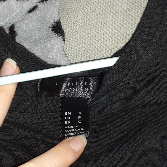 Cropped muscle shirt - Picture 3 of 3